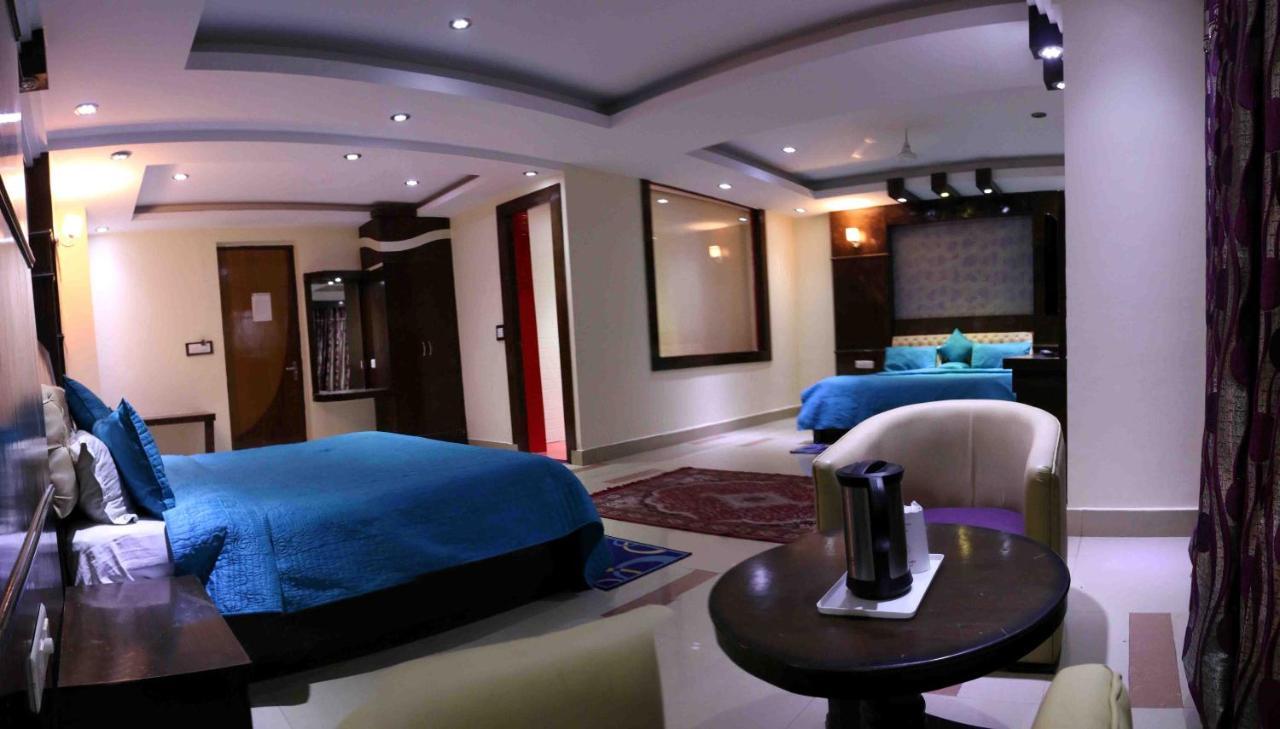 Hotel Raj Mandir Харідвар Екстер'єр фото