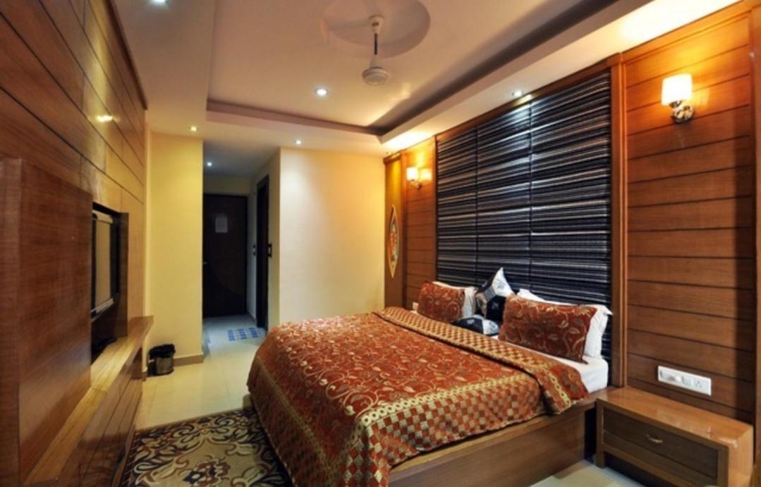 Hotel Raj Mandir Харідвар Екстер'єр фото