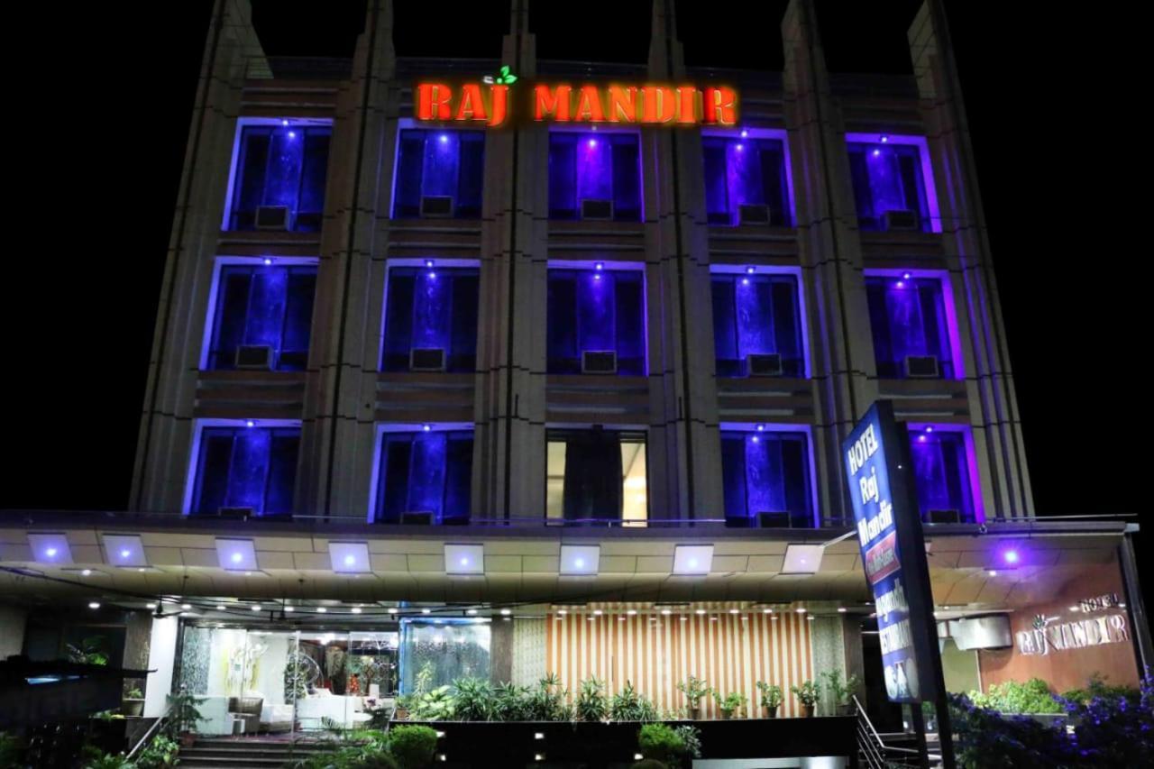 Hotel Raj Mandir Харідвар Екстер'єр фото