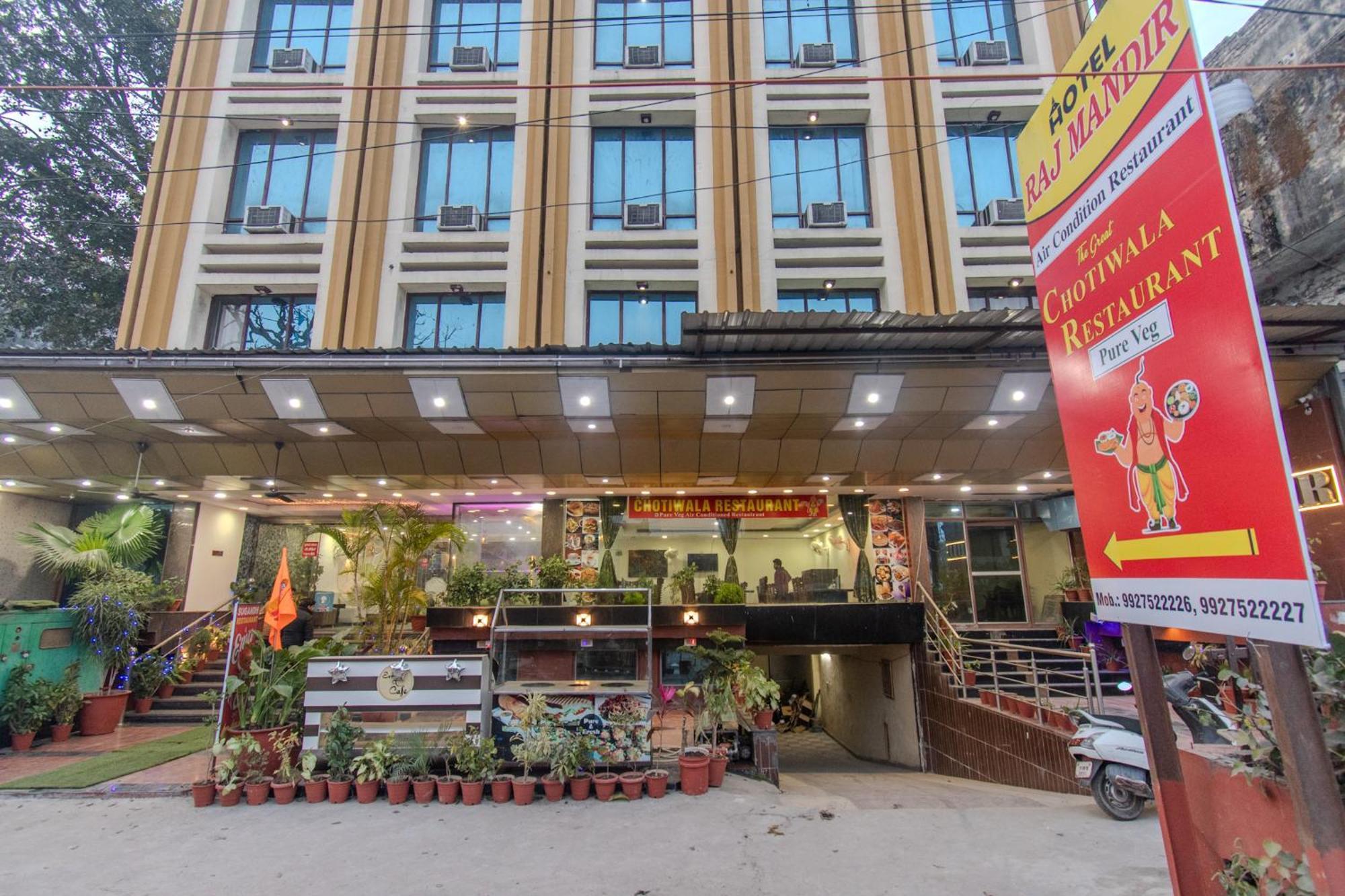 Hotel Raj Mandir Харідвар Екстер'єр фото