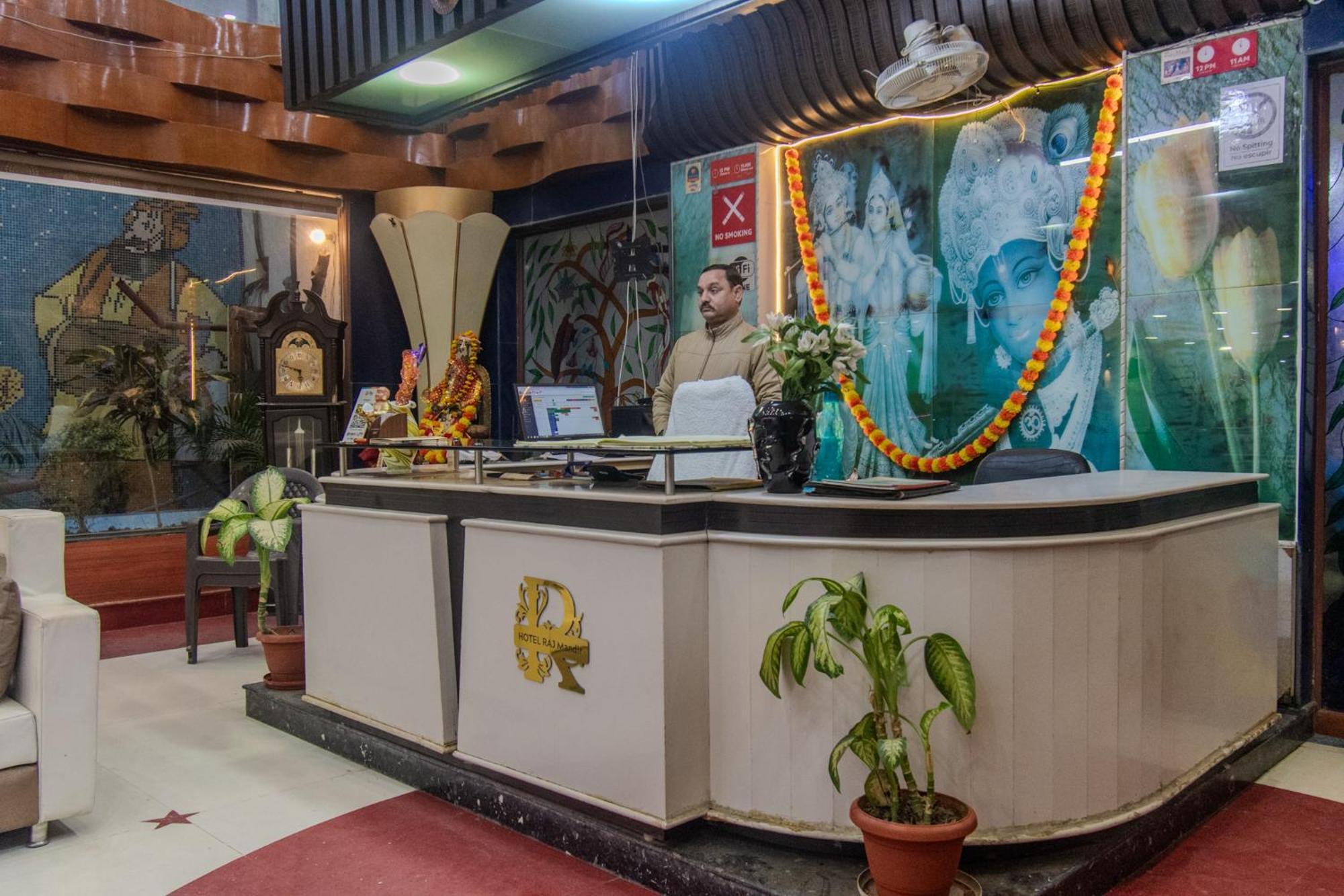 Hotel Raj Mandir Харідвар Екстер'єр фото