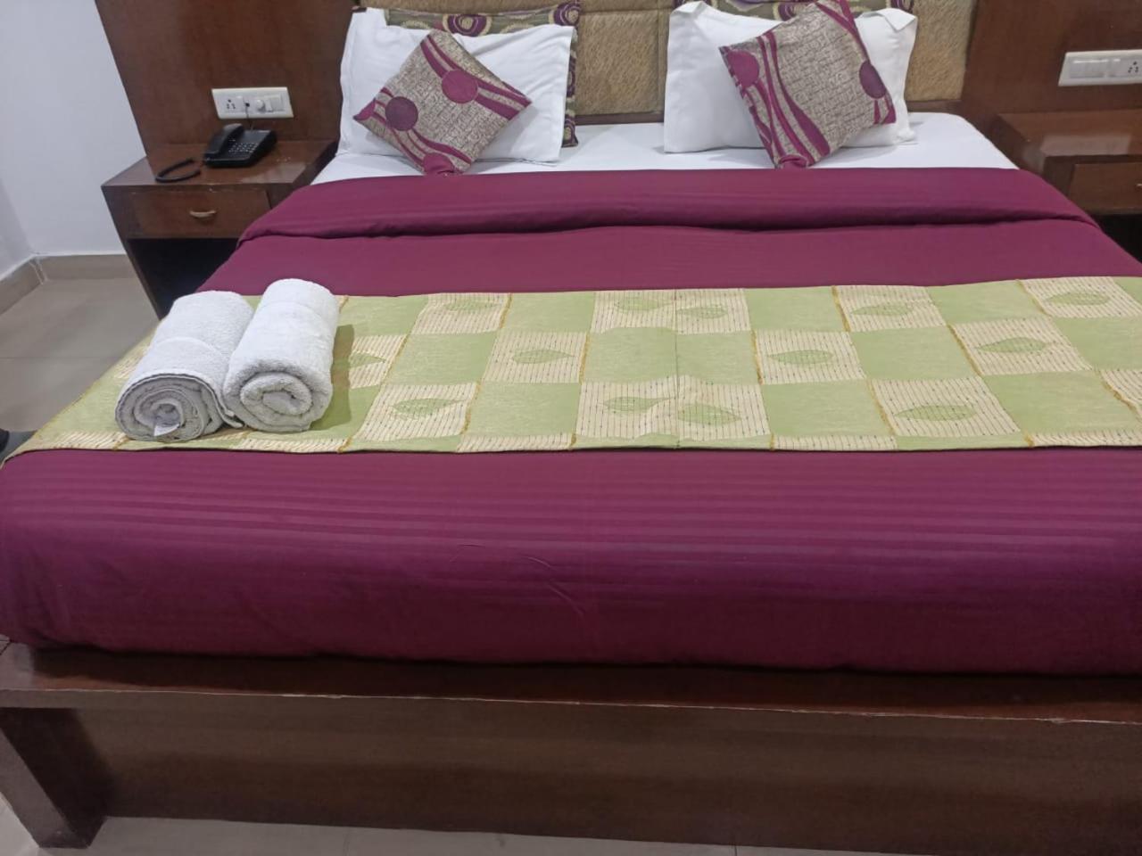 Hotel Raj Mandir Харідвар Екстер'єр фото